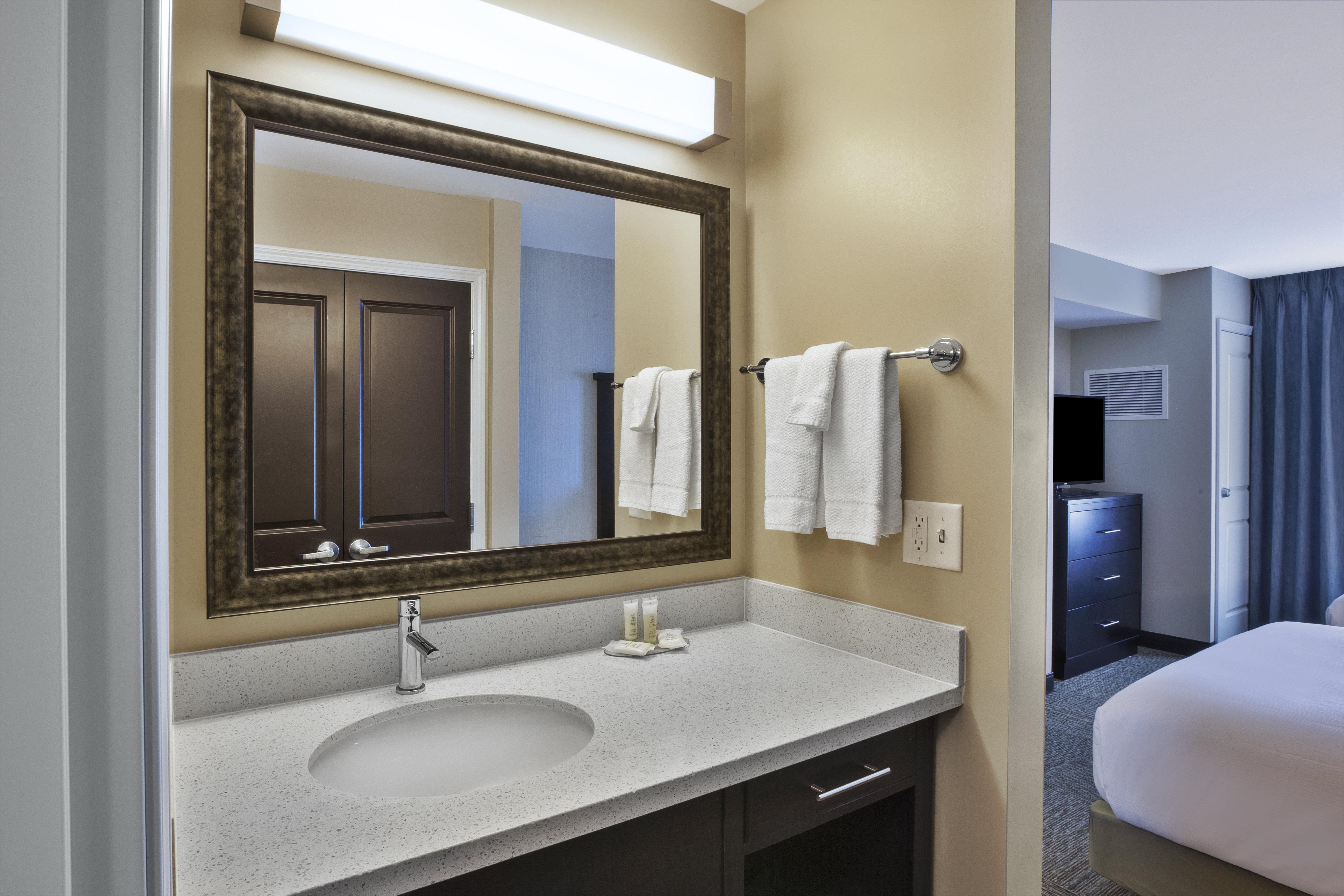 Staybridge Suites - Benton Harbor-St. Joseph By Ihg Esterno foto